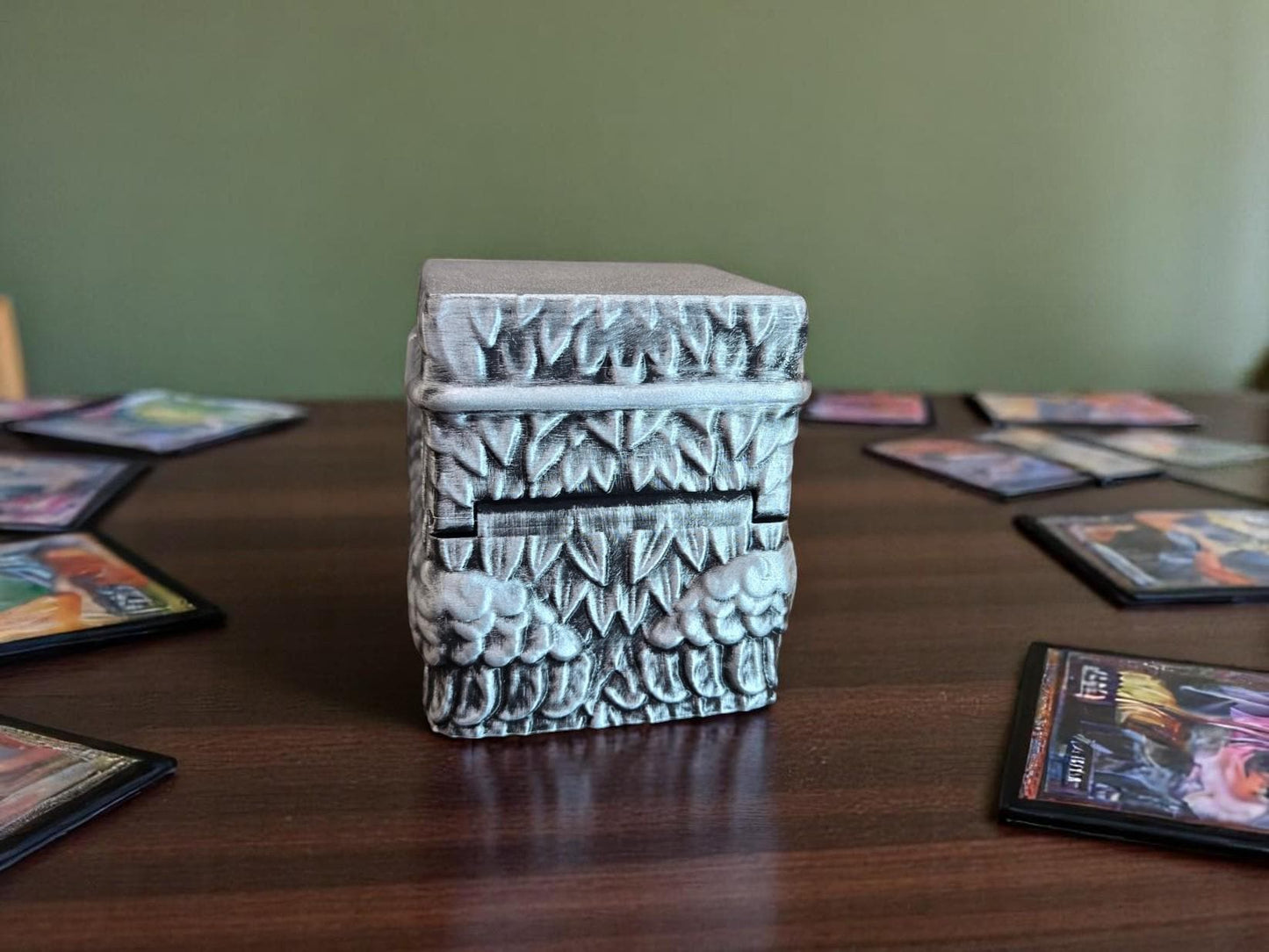 Angel Commander Deck Box β MTG 3D Printed Card Holder with Wings | Magnetic Lid | Hand-Painted Silver