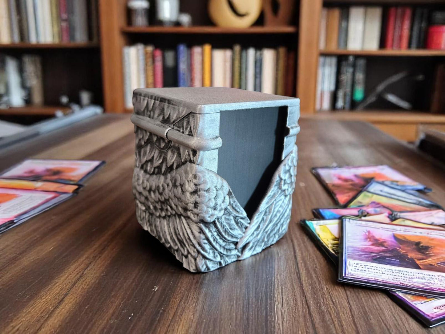 Angel Commander Deck Box β MTG 3D Printed Card Holder with Wings | Magnetic Lid | Hand-Painted Silver